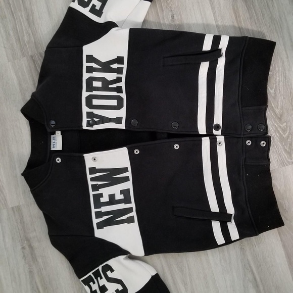 MLB New York Yankees varsity jacket - Picture 2 of 3